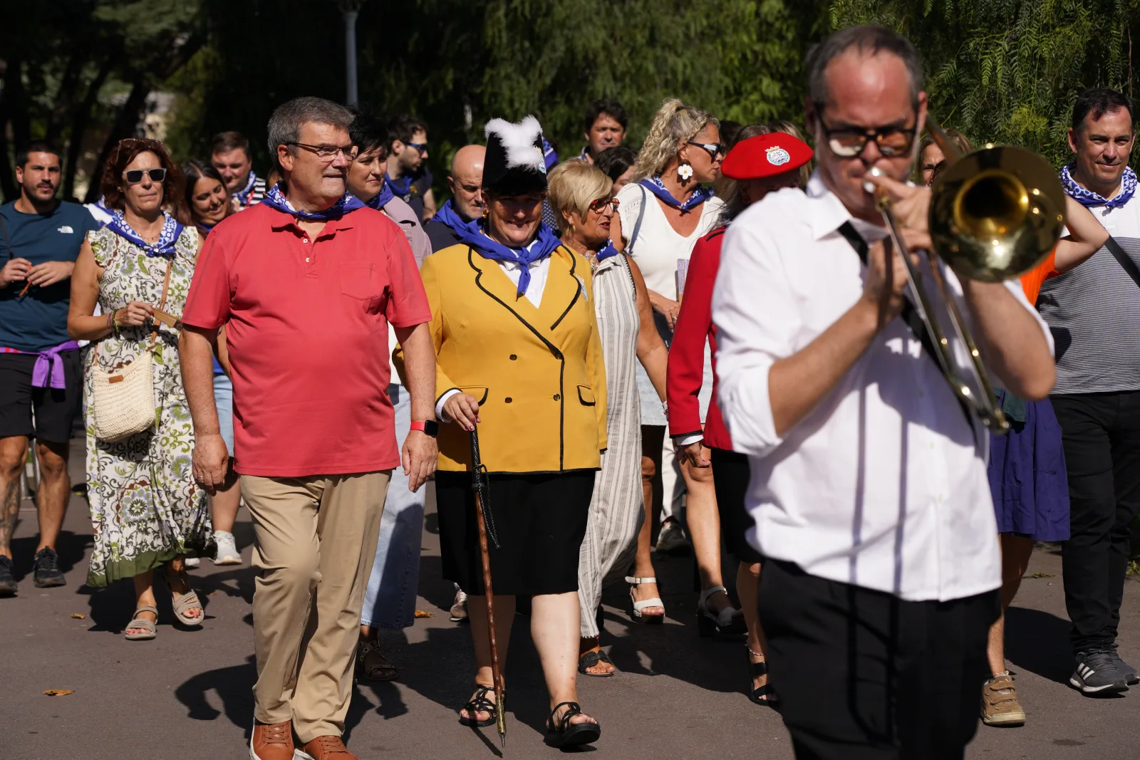 Un músico con trombón durante la inauguración del Txikigune