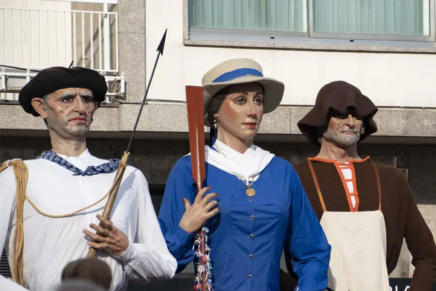 Gigantes y cabezudos