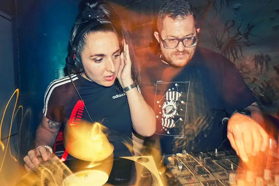 DJ Estrella Electrónica & Txuck Turner