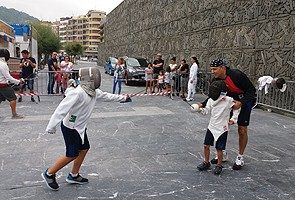 Esgrima infantil.