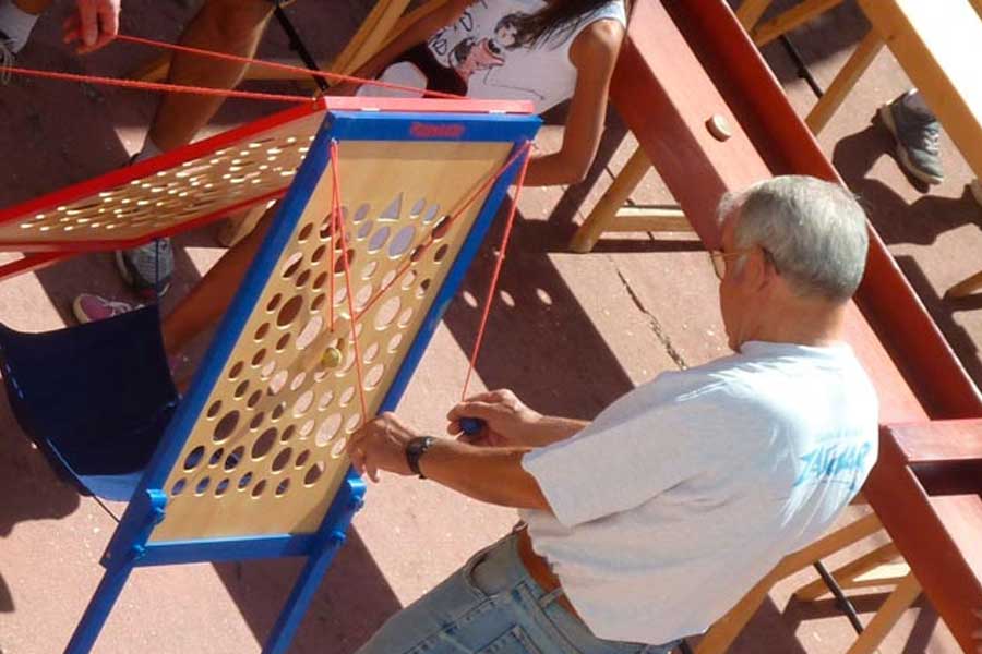 Parque de juegos tradicional