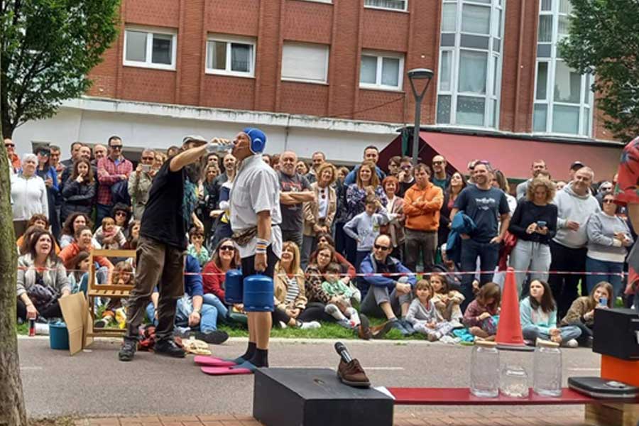 Trapu Zaharra presenta su obra «¡Dale Ramón!»