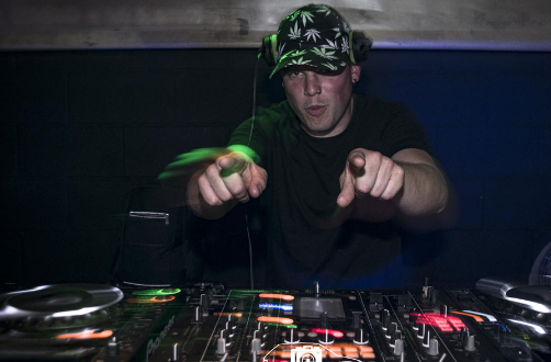 Kursaal espacio abierto. Noche DJ. DJ Troti + DJ Arra