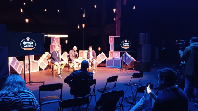 La empresa municipal Divertia firma con Estrella de Galicia como patrocinador principal de sus eventos veraniegos