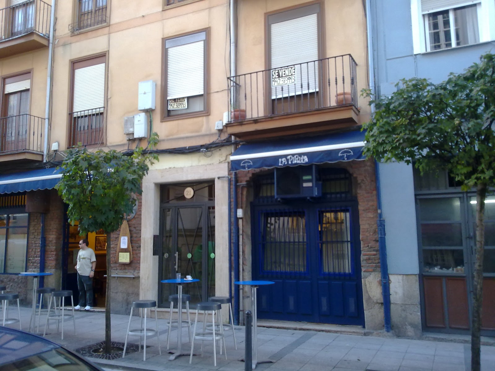 Cena solidaria en Taberna La Pirula